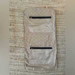 La Tour Eiffel Paris GARMENT BAG with zipper pockets